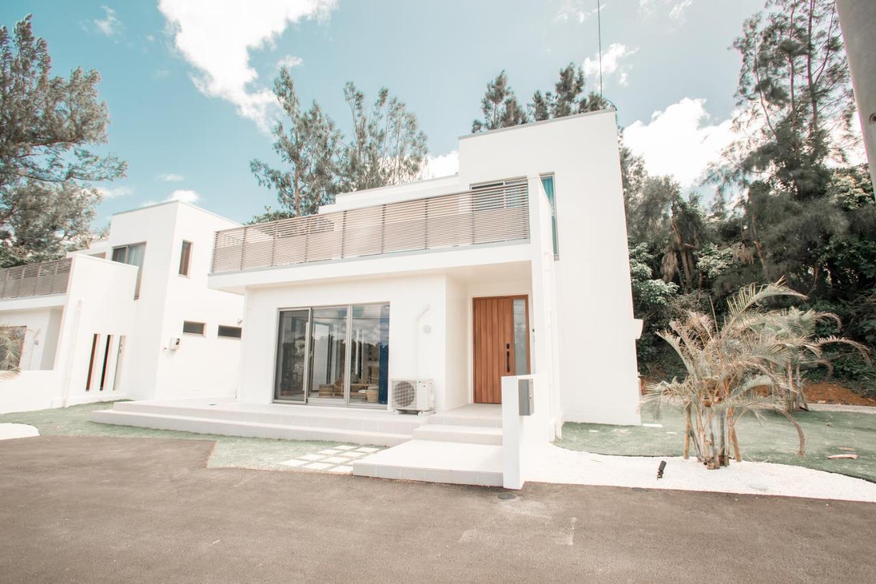 Hale恩納村 Ys Casa Villa Bagian luar foto